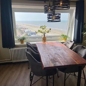 apartment-malisa.zandvoort-hotels.com/